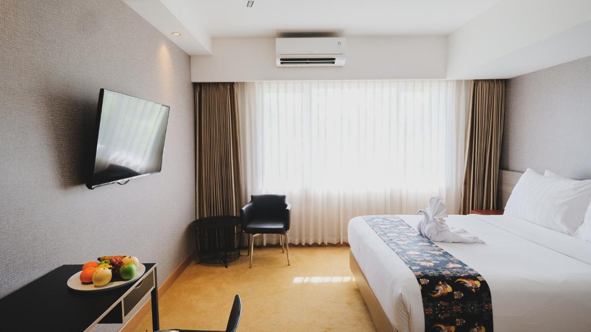 Hotel Suni Sentani - Managed By East Season Jayapura Bagian luar foto