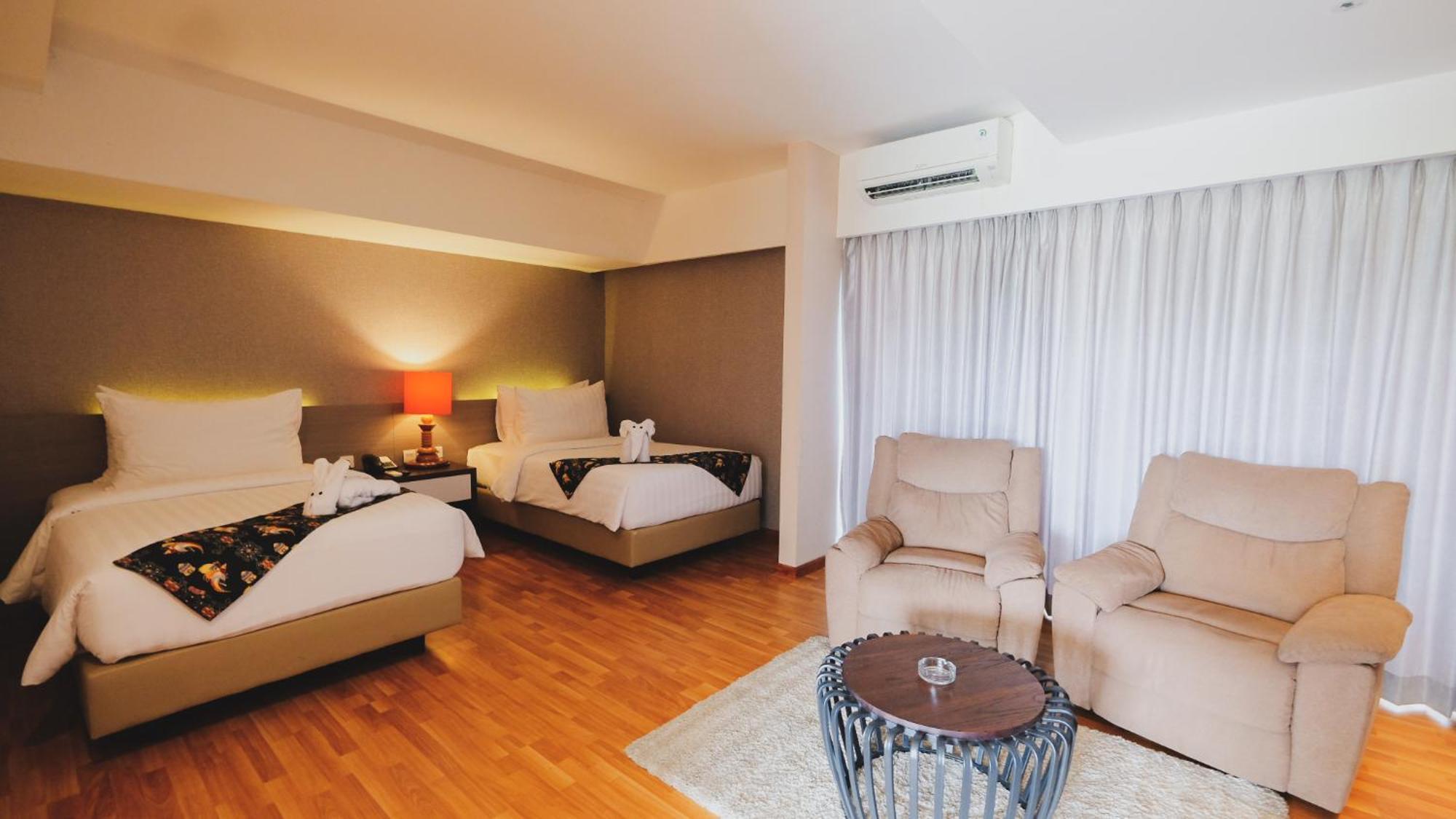 Hotel Suni Sentani - Managed By East Season Jayapura Bagian luar foto