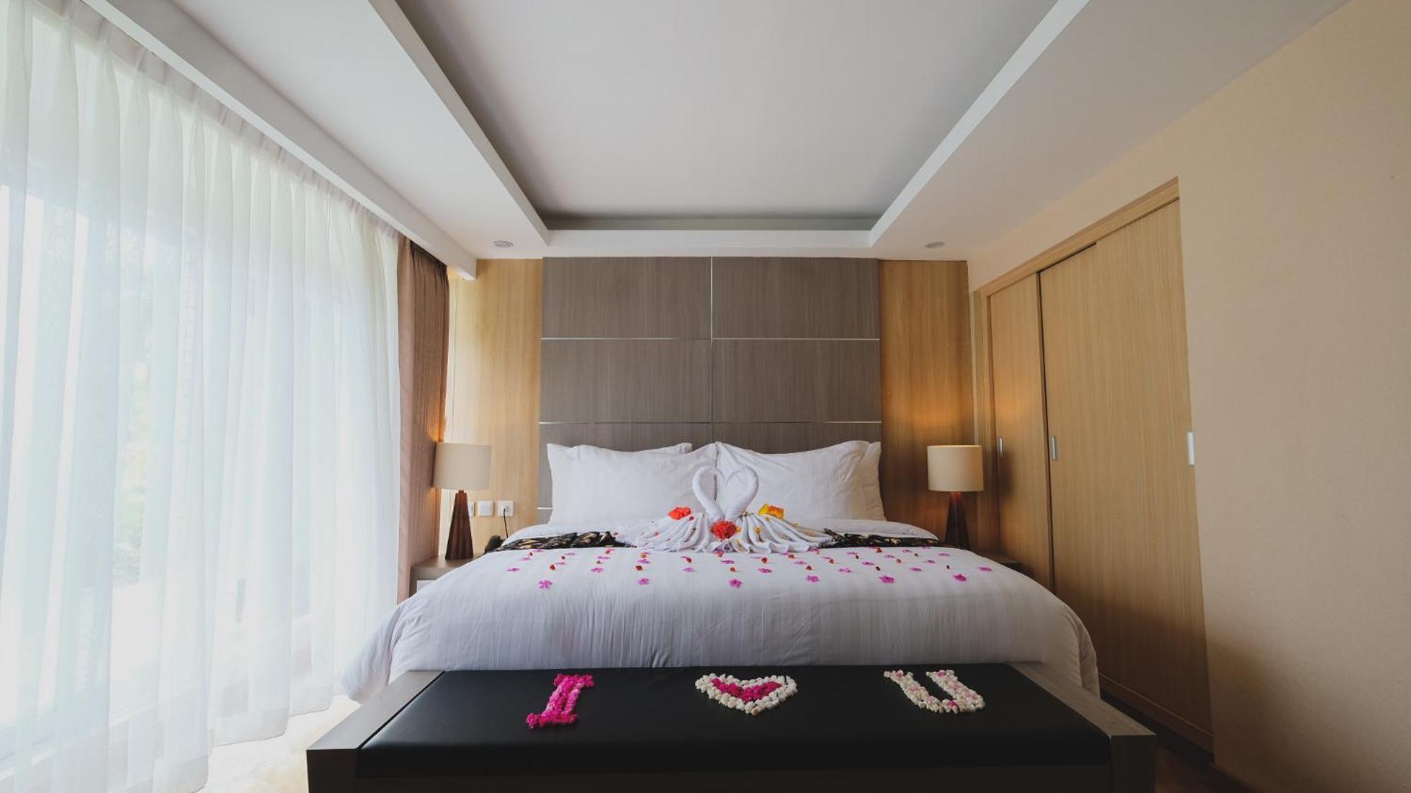 Hotel Suni Sentani - Managed By East Season Jayapura Bagian luar foto